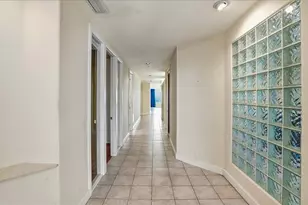 380 Gulf Of Mexico Dr, Longboat Key, FL 34228 - Photo 10