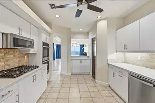 380 Gulf Of Mexico Dr, Longboat Key, FL 34228 - Photo 16