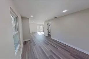 5667 Creekwood Dr, Sarasota, FL 34233 - Photo 38