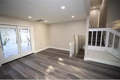 5667 Creekwood Drive, Sarasota, FL 34233 - Photo 24