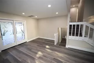 5667 Creekwood Dr, Sarasota, FL 34233 - Photo 24