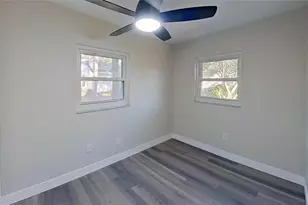 5667 Creekwood Dr, Sarasota, FL 34233 - Photo 30