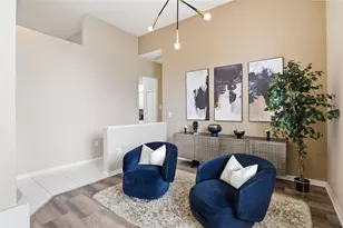 7215 Coachlight St, Sarasota, FL 34243 - Photo 8