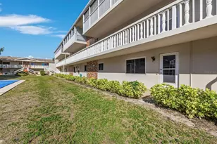 3751 S School Ave, Sarasota, FL 34239 - Photo 20