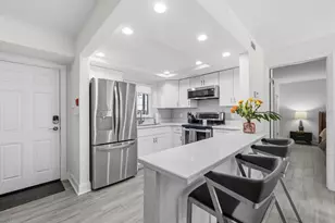 3751 S School Ave, Sarasota, FL 34239 - Photo 10