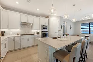 7675 Summerland Cove, Bradenton, FL 34202 - Photo 8