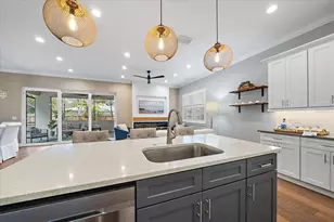 2207 Wisteria St, Sarasota, FL 34239 - Photo 22