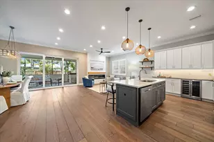 2207 Wisteria St, Sarasota, FL 34239 - Photo 18