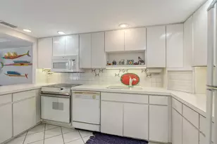 5055 Gulf of Mexico Dr, Longboat Key, FL 34228 - Photo 8