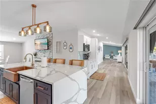 765 St Judes Dr N, Longboat Key, FL 34228 - Photo 18