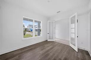 659 Maldives Trl, Sarasota, FL 34234 - Photo 56