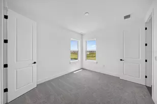 659 Maldives Trl, Sarasota, FL 34234 - Photo 40