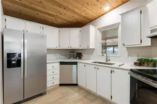 524 Bonita Dr, Lady Lake, FL 32159 - Photo 18