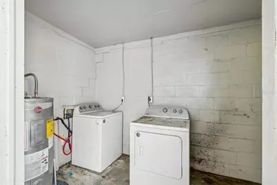 1645 Avenue C NE, Winter Haven, FL 33881 - Photo 8