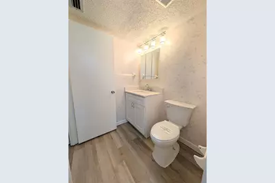 3628 Lake Bayshore Drive #K305, Bradenton, FL 34205 - Photo 10