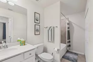 17810 Gawthrop Dr, Bradenton, FL 34211 - Photo 18