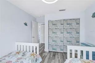 6250 Holmes Blvd, Holmes Beach, FL 34217 - Photo 24