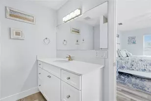 6250 Holmes Blvd, Holmes Beach, FL 34217 - Photo 20