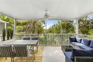 6250 Holmes Blvd, Holmes Beach, FL 34217 - Photo 10