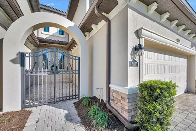 5815 Wake Forest Run #103, Lakewood Ranch, FL 34211 - Photo 2