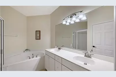 4509 Streamside Court #1901, Sarasota, FL 34238 - Photo 32