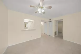 7860 Palm Aire Ln, Sarasota, FL 34243 - Photo 14