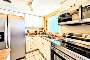 2535 Flamingo Blvd, Bradenton, FL 34207 - Photo 2