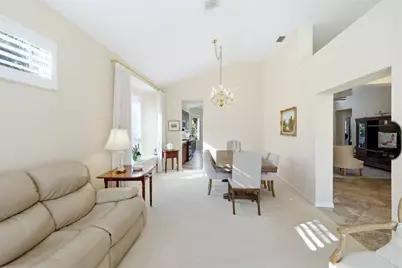 6411 Berkshire Place, University Park, FL 34201 - Photo 8
