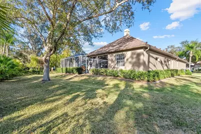 7530 Tori Way, Bradenton, FL 34202 - Photo 48