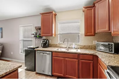 11021 Standing Stone Drive, Wimauma, FL 33598 - Photo 10