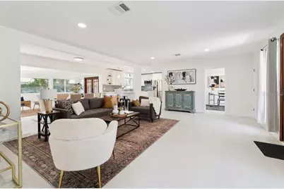 2335 Tropical Shores Drive SE, Saint Petersburg, FL 33705 - Photo 4