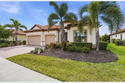 10900 Tarflower Drive, Venice, FL 34293 - Photo 2