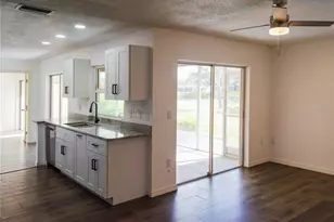 1355 Kirkwood Ln, Sarasota, FL 34232 - Photo 8