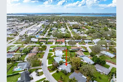 2225 Valencia Drive, Sarasota, FL 34239 - Photo 34