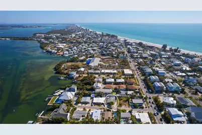 205 Haverkos Court, Holmes Beach, FL 34217 - Photo 46