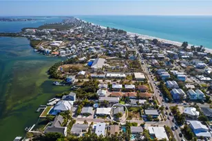 205 Haverkos Ct, Holmes Beach, FL 34217 - Photo 46