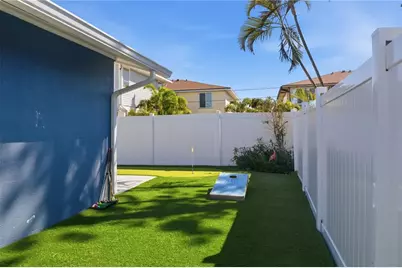 205 Haverkos Court, Holmes Beach, FL 34217 - Photo 38