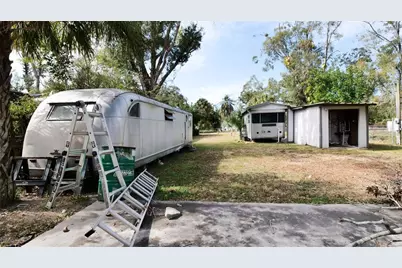 4821 Victoria Avenue, Sarasota, FL 34233 - Photo 2