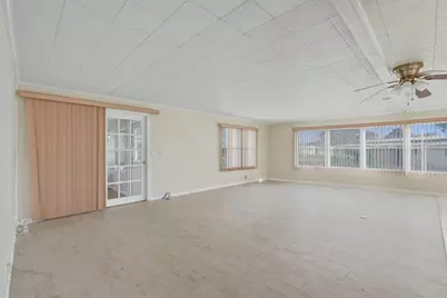 6710 36th Avenue E #201, Palmetto, FL 34221 - Photo 10