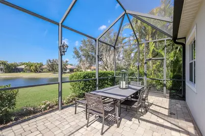 14335 Stirling Drive, Lakewood Ranch, FL 34202 - Photo 4