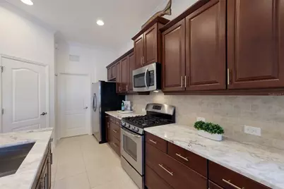 14335 Stirling Drive, Lakewood Ranch, FL 34202 - Photo 18
