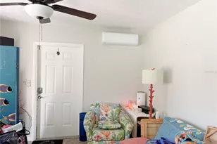 219 21st St E, Bradenton, FL 34208 - Photo 8