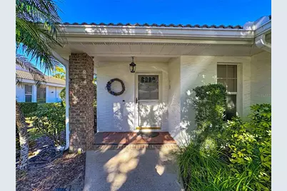 5611 Garden Lakes Drive, Bradenton, FL 34203 - Photo 2