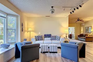 5611 Garden Lakes Dr, Bradenton, FL 34203 - Photo 4