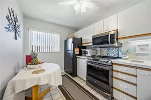 5515 Ashton Way, Sarasota, FL 34231 - Photo 8