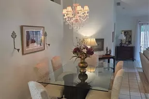 7817 Geneva Ln, Sarasota, FL 34243 - Photo 8