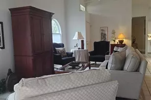 7817 Geneva Ln, Sarasota, FL 34243 - Photo 4