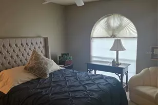 7817 Geneva Ln, Sarasota, FL 34243 - Photo 10