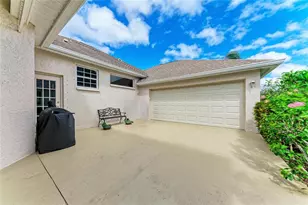 4735 Spinnaker Dr, Bradenton, FL 34208 - Photo 16