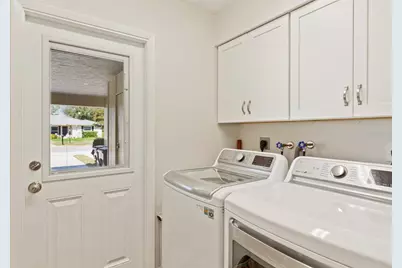 5612 Palm Aire Drive, Sarasota, FL 34243 - Photo 14